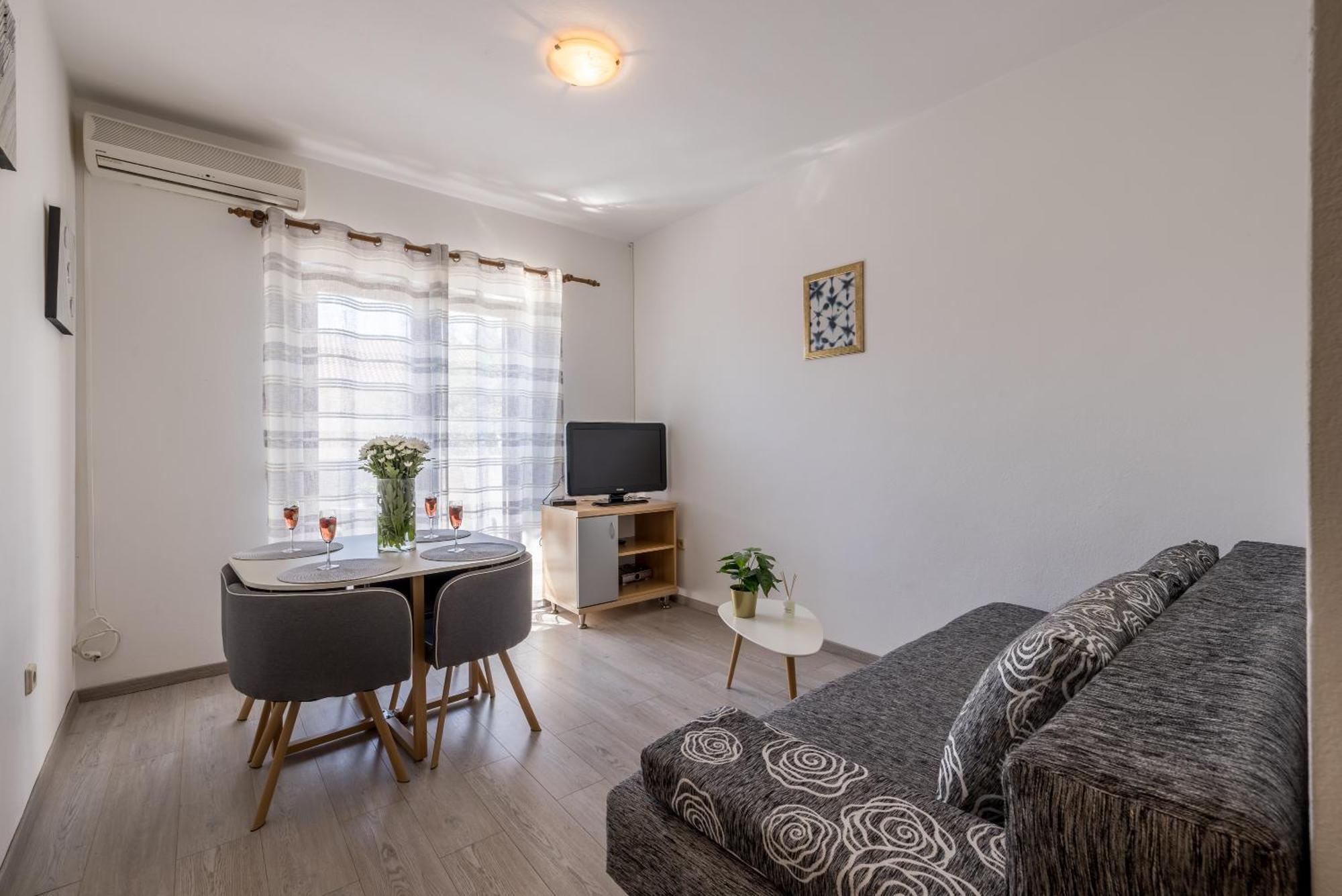 Holiday Home Krishto Trogir Exterior foto